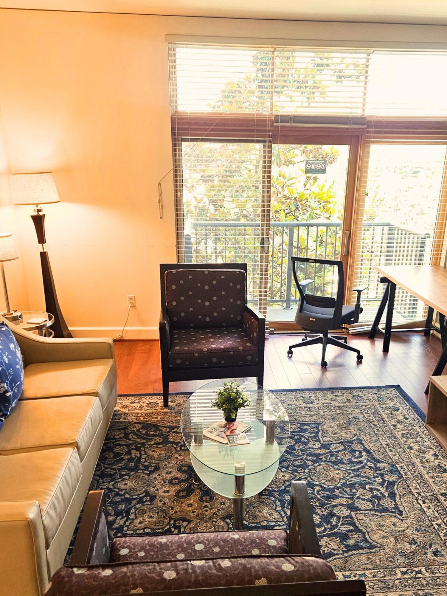 Apartment Renu At The Burlington Portland