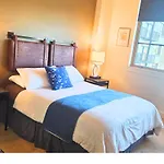 Renu Suites At The Burlington Portland